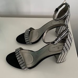 CUTE HEELS BY BANDOLINO SIZE 7.5